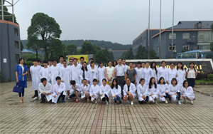 九江学院药学学生参观壹乐娱乐集团
